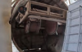 Roto-molding workshop, strictly control time and temperature